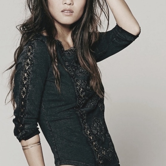 Free People Tops - Free People Truly Madly 3/4 sleeves top sz M gray